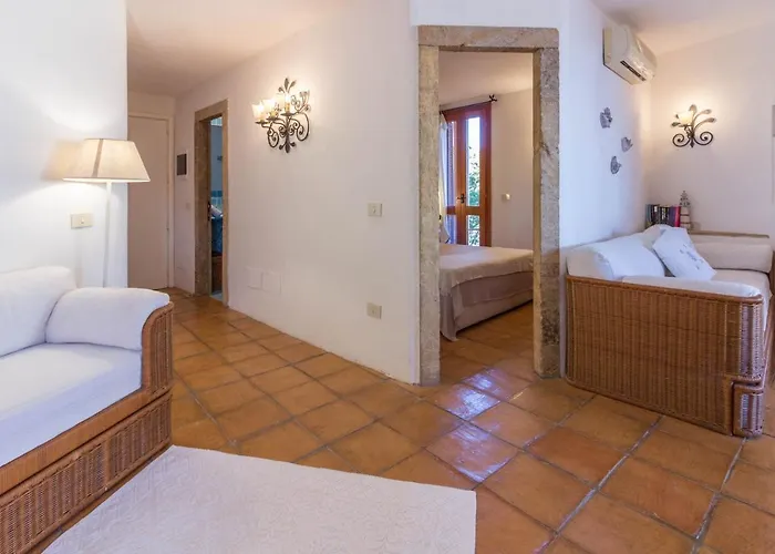 Lägenhet Guesthost - Cala Flores Sea View 400m From The Beach! Porto Cervo